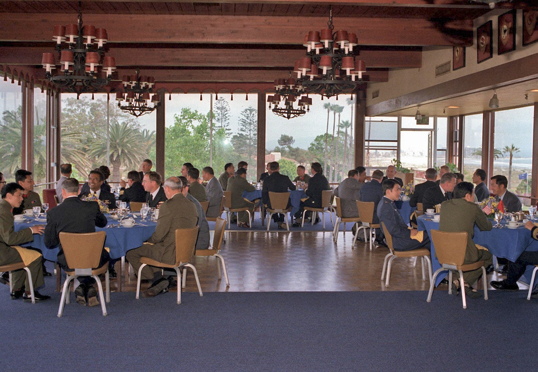 Geng Biao attends US lunch