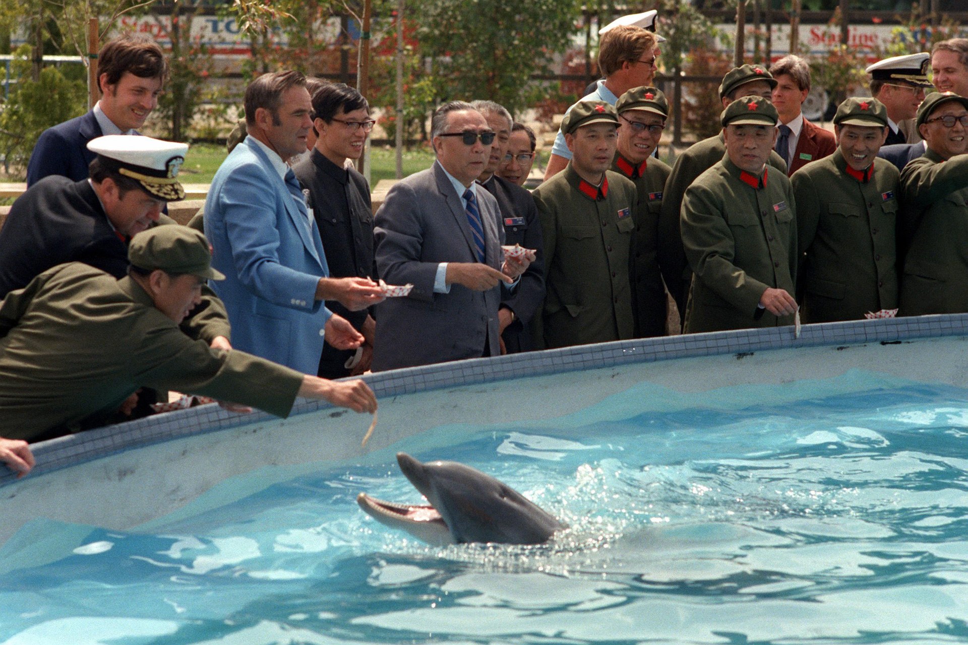 Chinese Military Delegation Visits Sea World