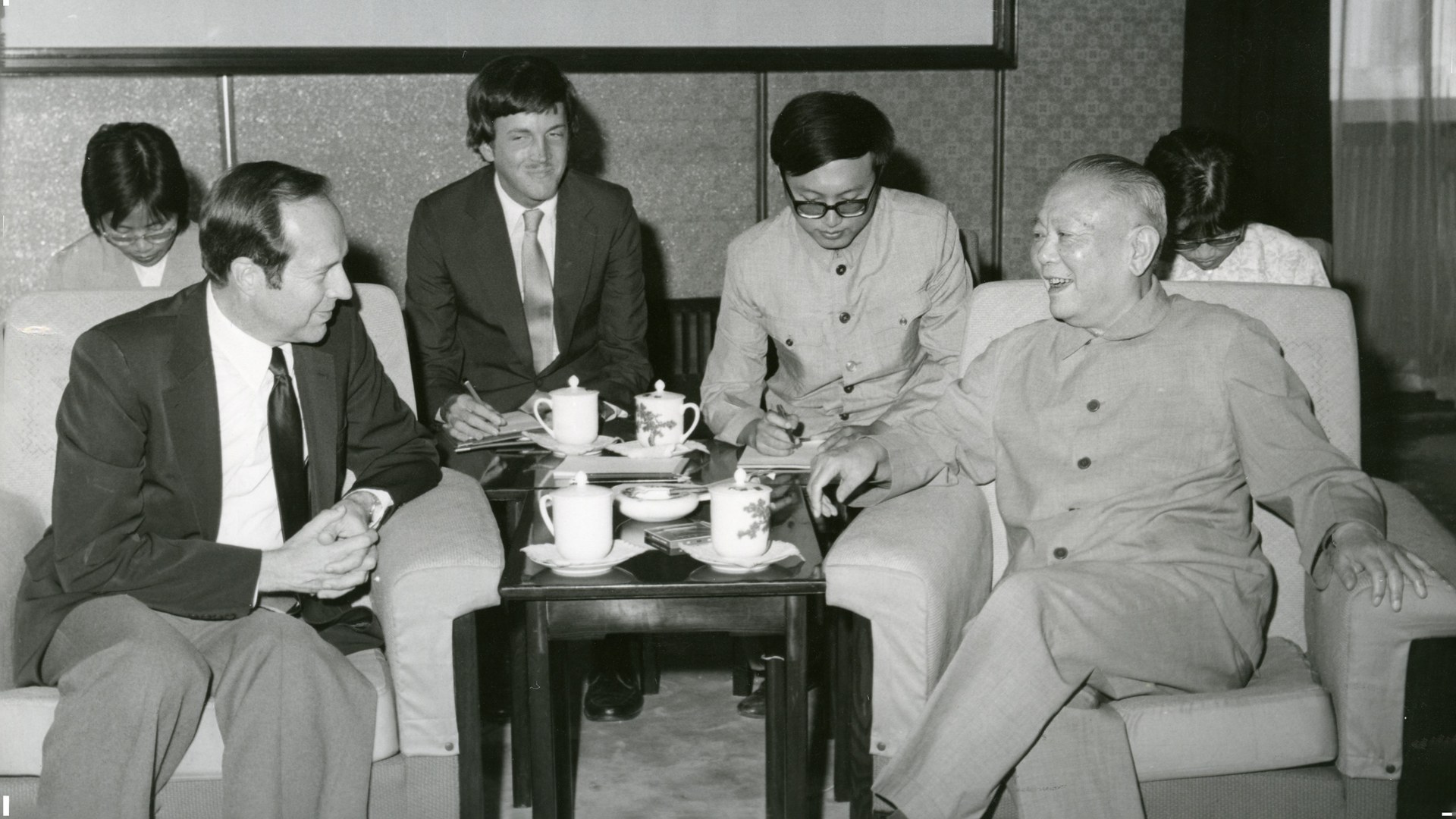 Perry and Li meet in Beijing