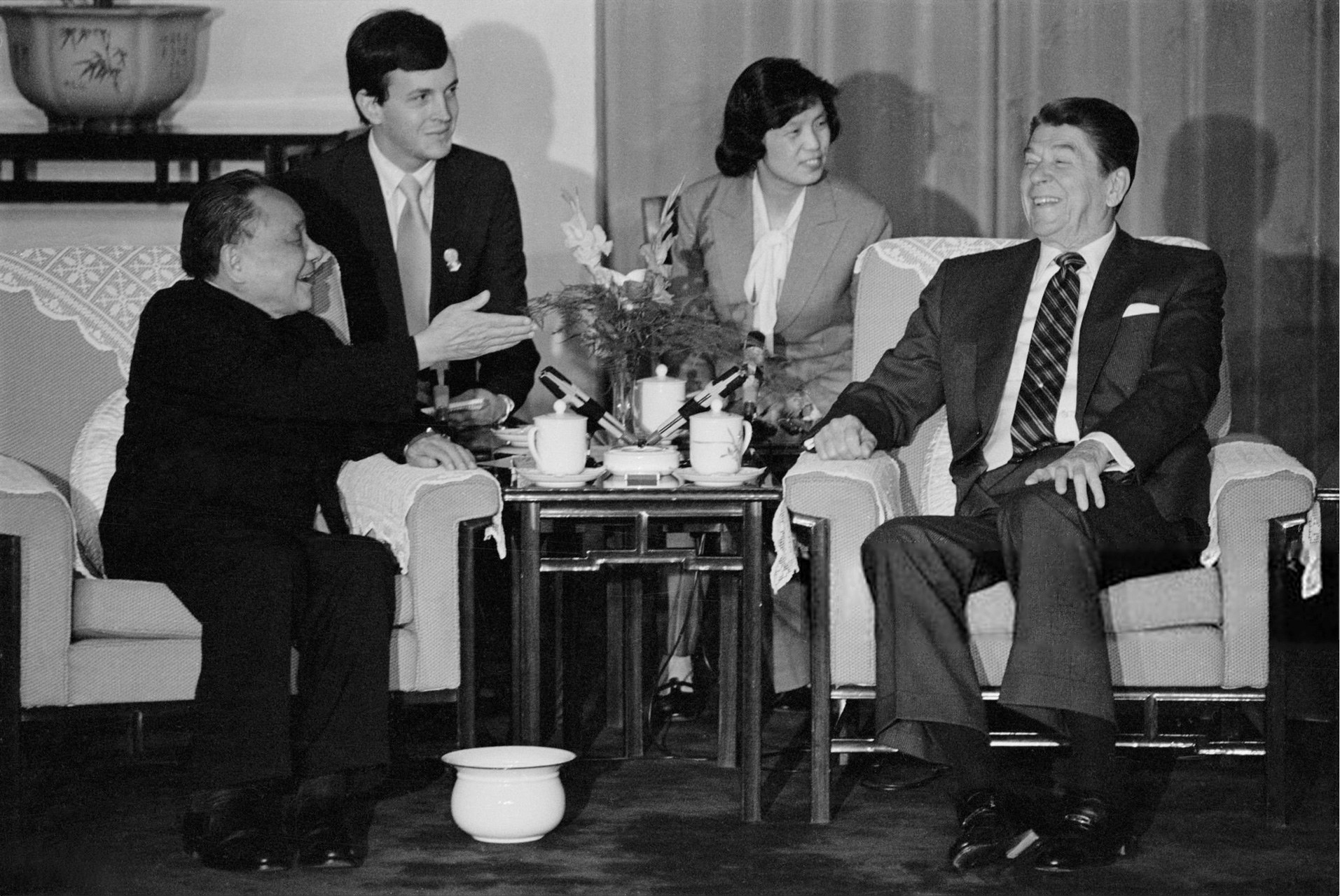 Reagan and Deng meet in Beijing