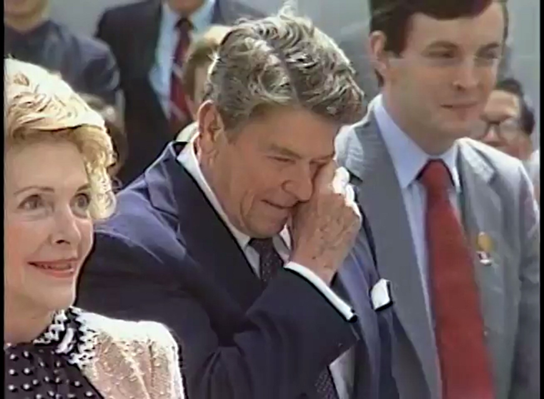 Reagan visits Hongqiao