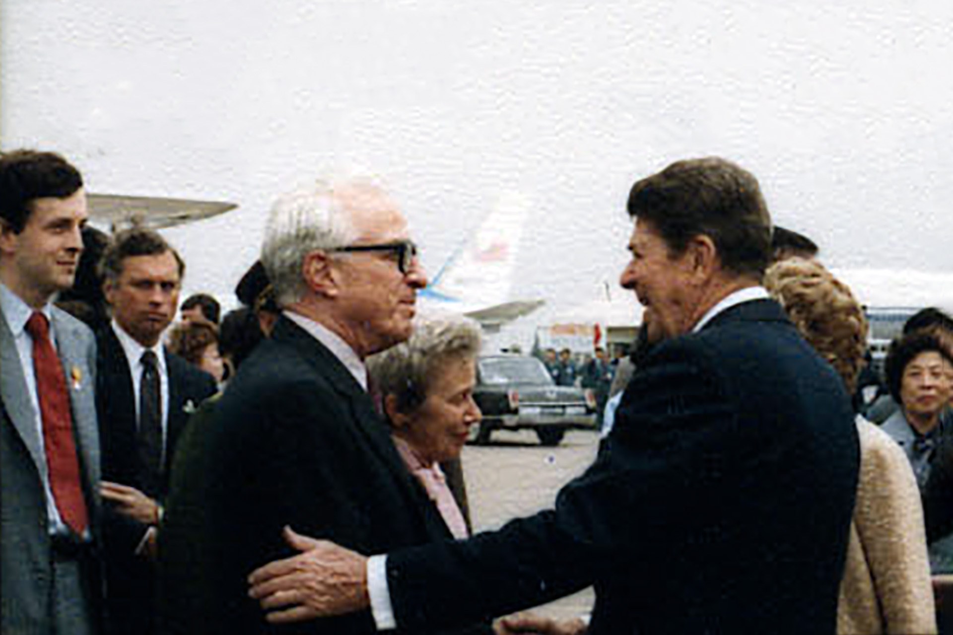 Reagan and Hummel chat