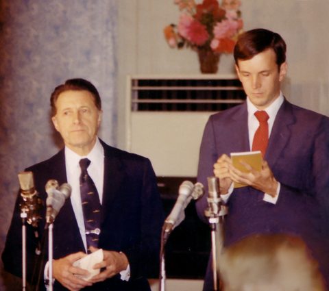 Weinberger offers toast