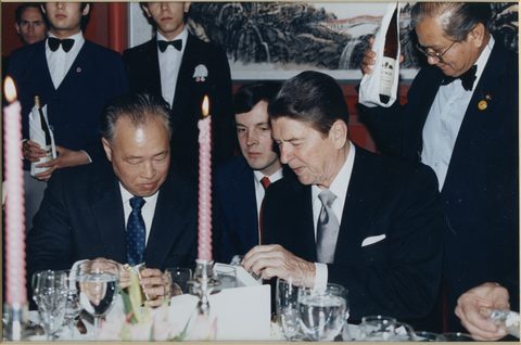Reagan Hosts Return Banquet for Zhao in Beijing